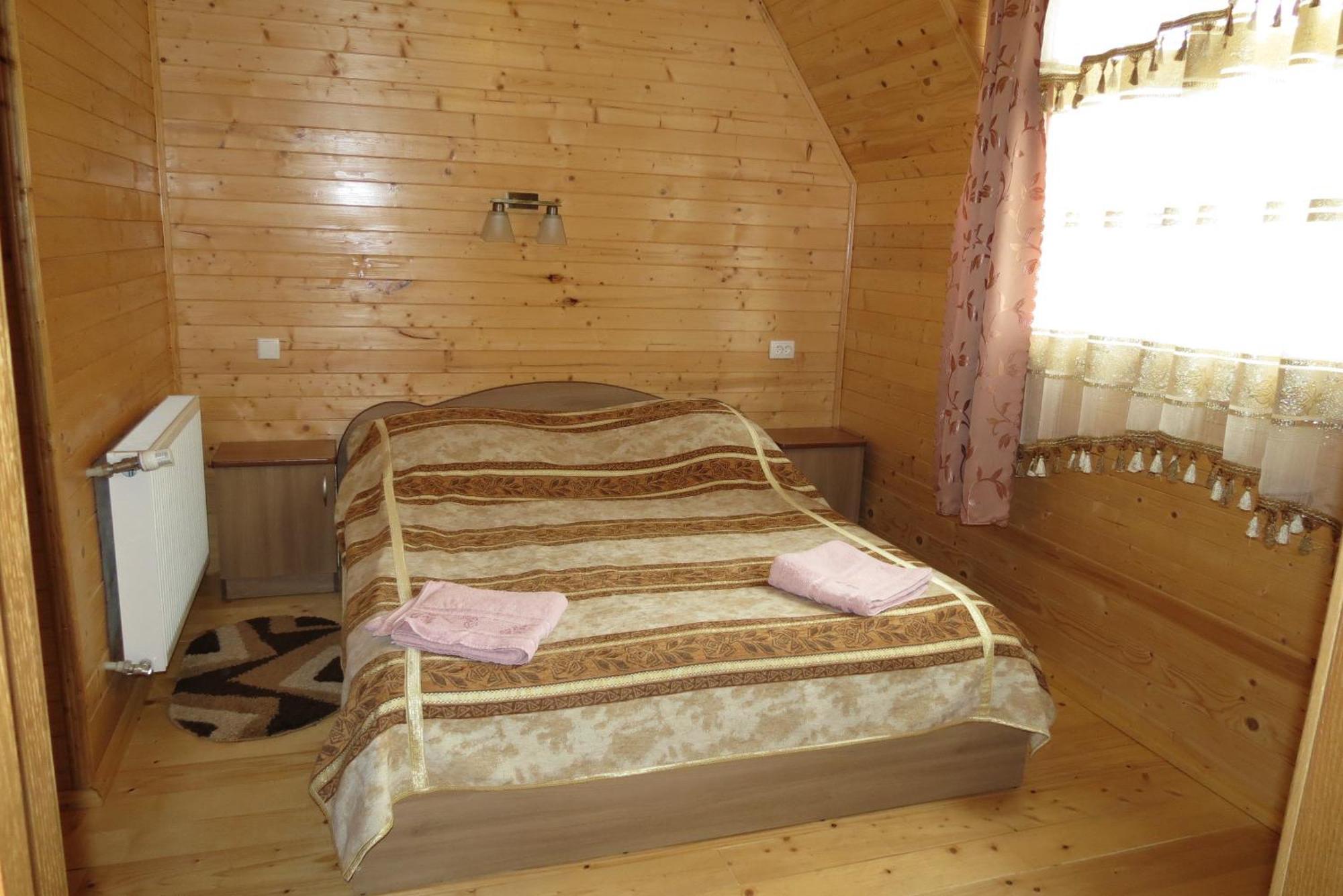 Bilyy Kamin Guest House Tatariv Pokoj fotografie