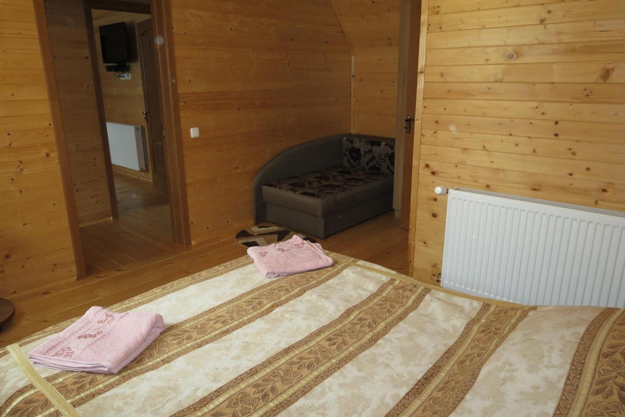 Bilyy Kamin Guest House Tatariv Pokoj fotografie