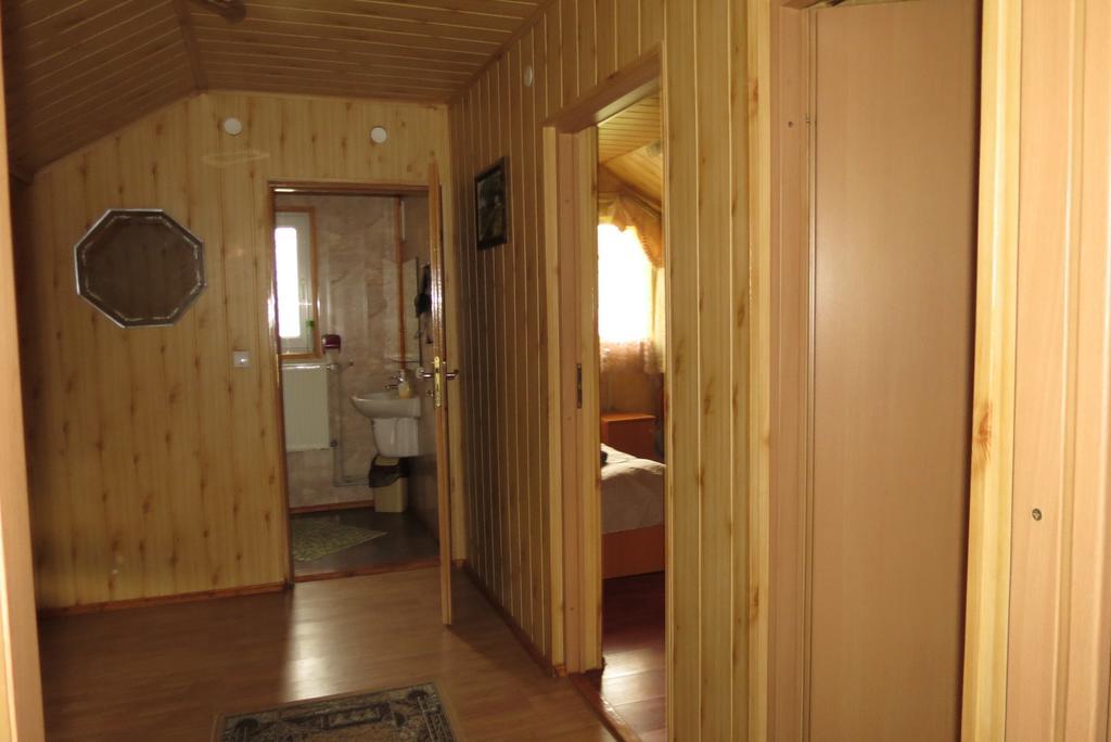 Bilyy Kamin Guest House Tatariv Exteriér fotografie