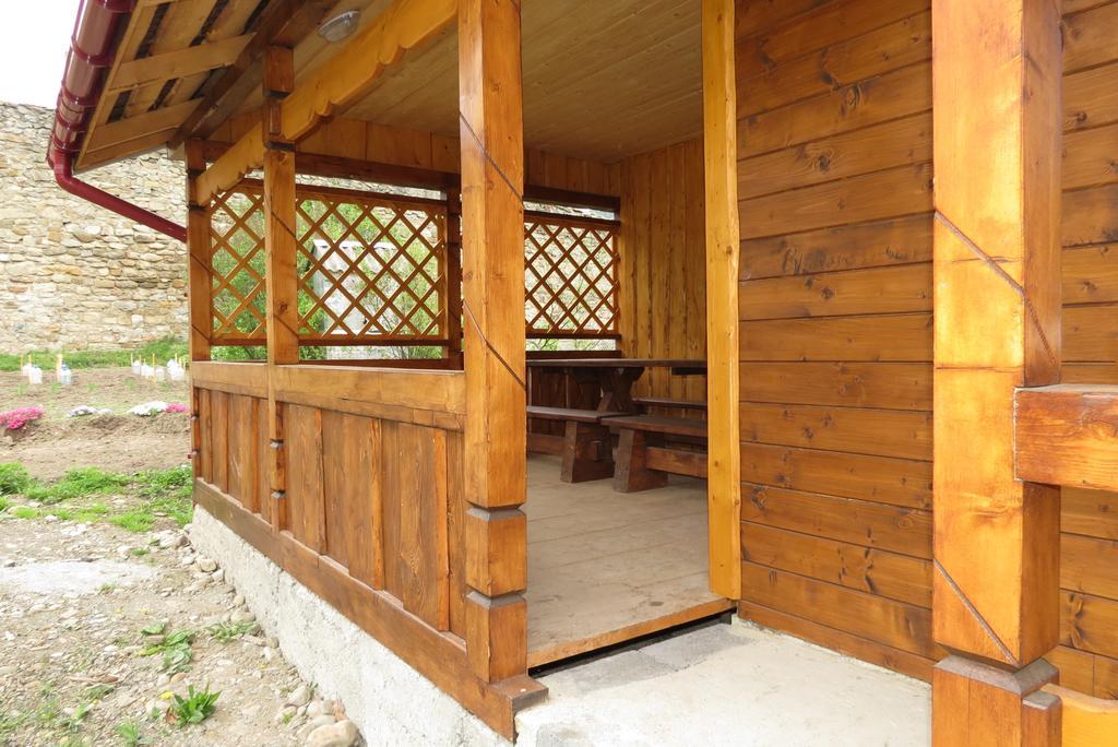 Bilyy Kamin Guest House Tatariv Pokoj fotografie