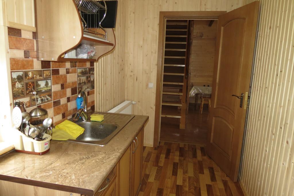 Bilyy Kamin Guest House Tatariv Pokoj fotografie