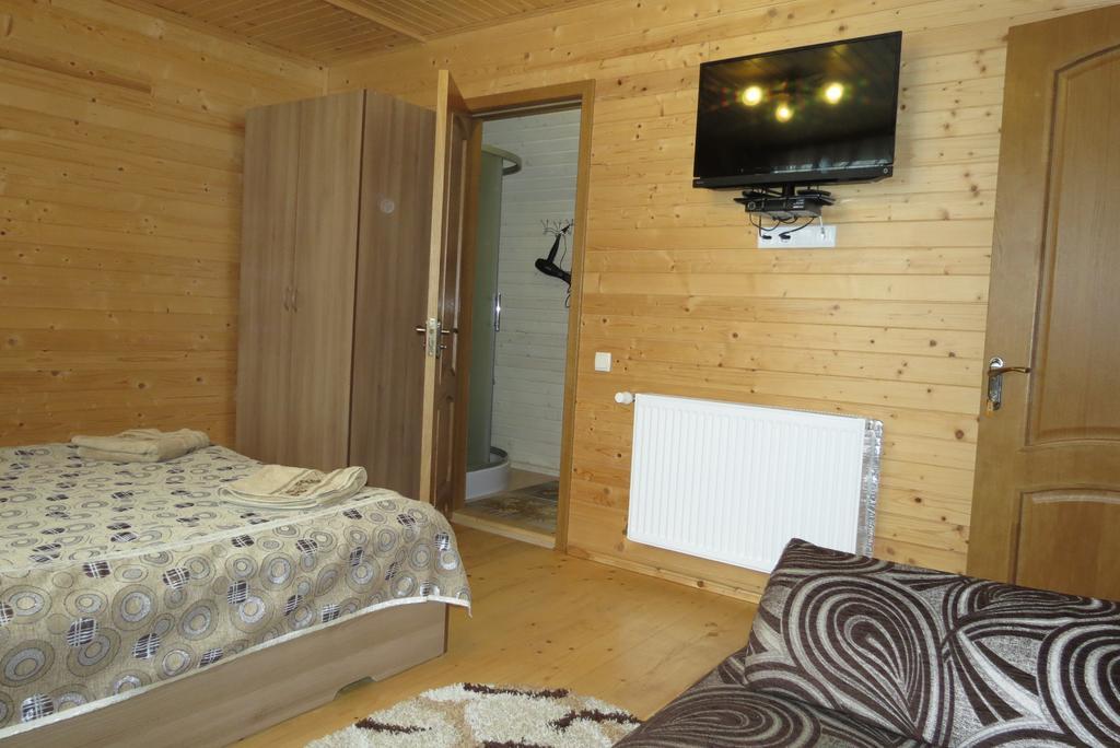 Bilyy Kamin Guest House Tatariv Exteriér fotografie