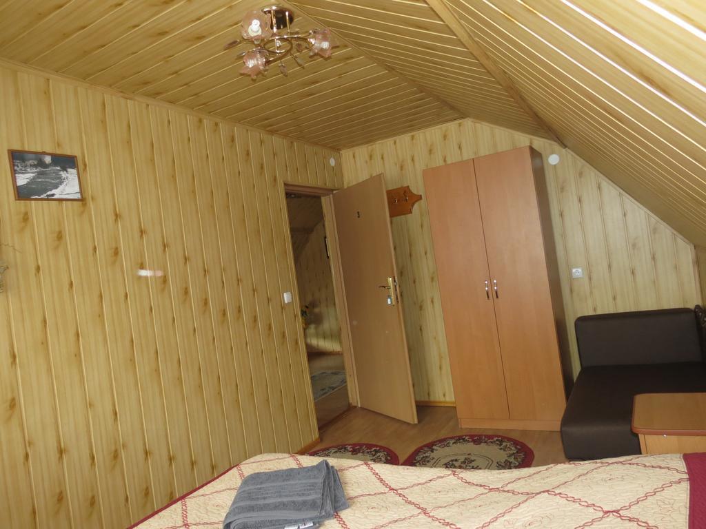 Bilyy Kamin Guest House Tatariv Exteriér fotografie