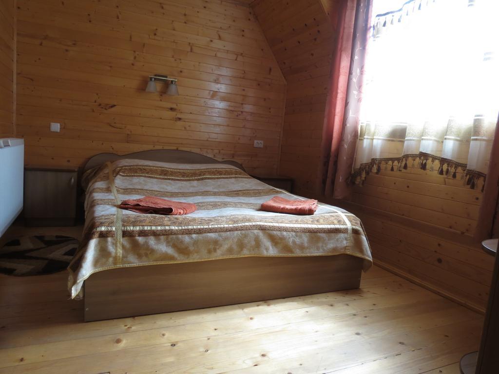 Bilyy Kamin Guest House Tatariv Exteriér fotografie
